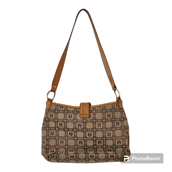 Etienne Aigner Signature Pattern Purse - Picture 2 of 8